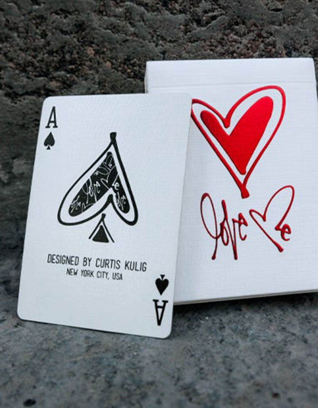 Love me - Carti de joc