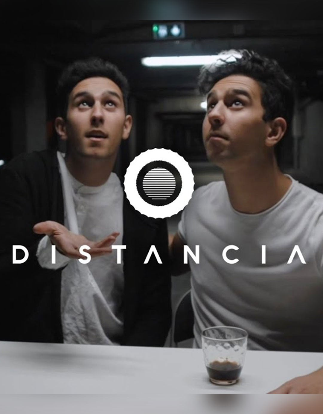 Distancia by Les French Twins