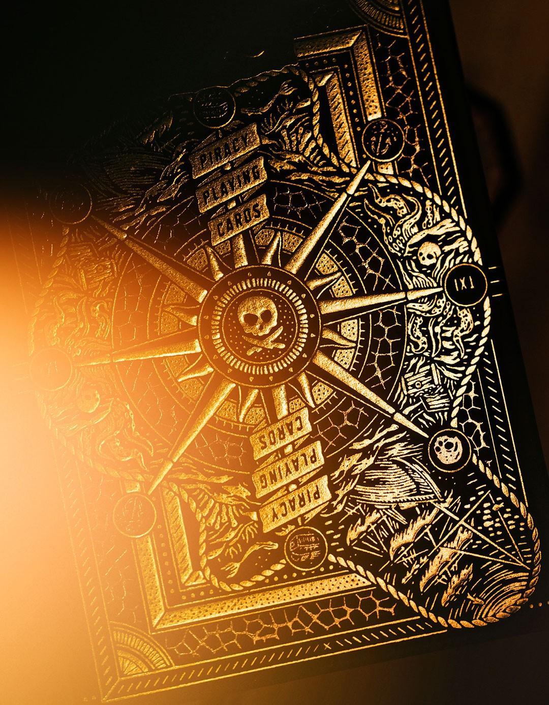 Piracy by Peter Mckinnon - Carti de joc deluxe