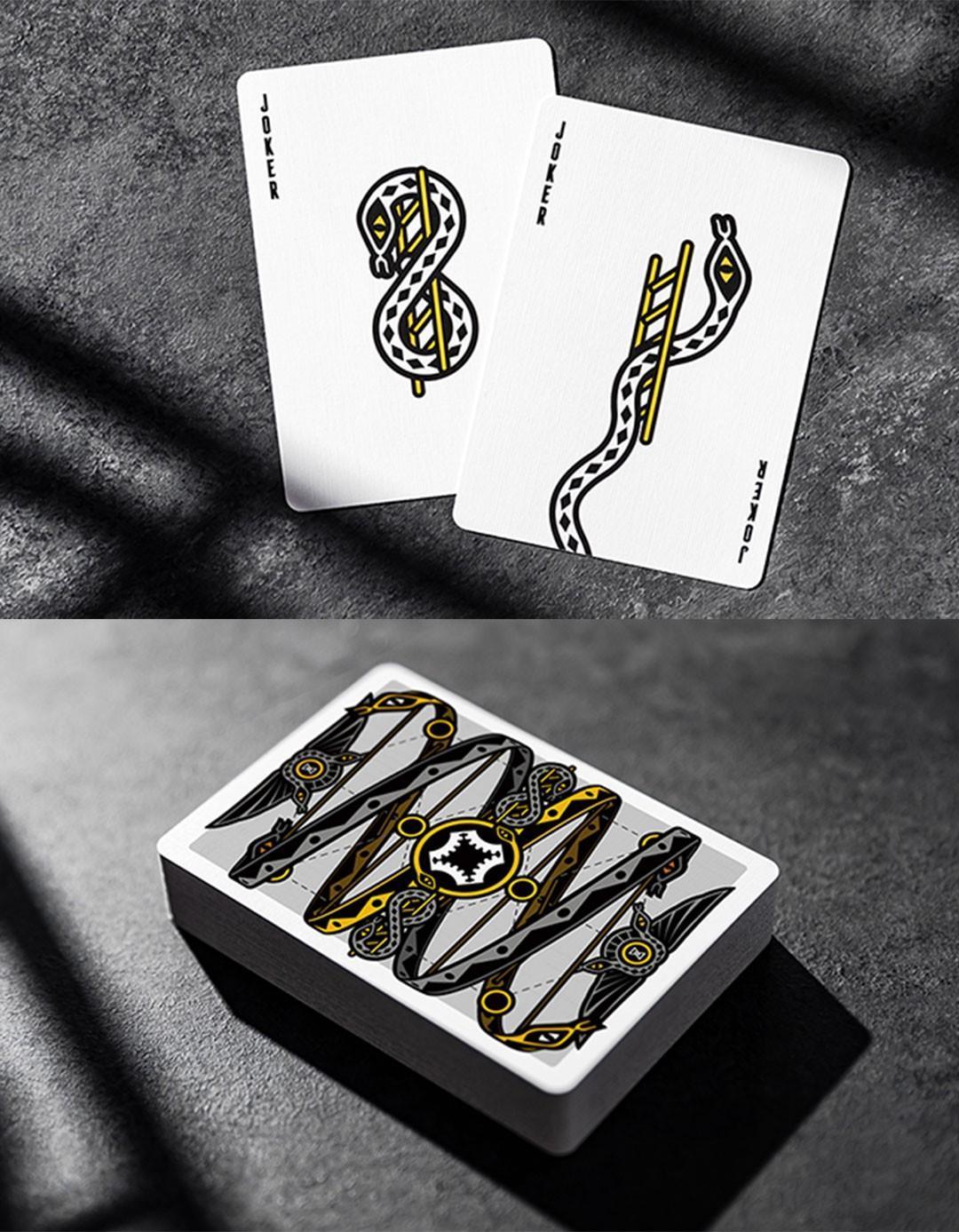 Snakes and Ladders - Carti de joc