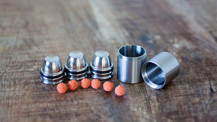 Micro Cups and balls (Gimmicks and Online Instructions) by Leo Smetsers