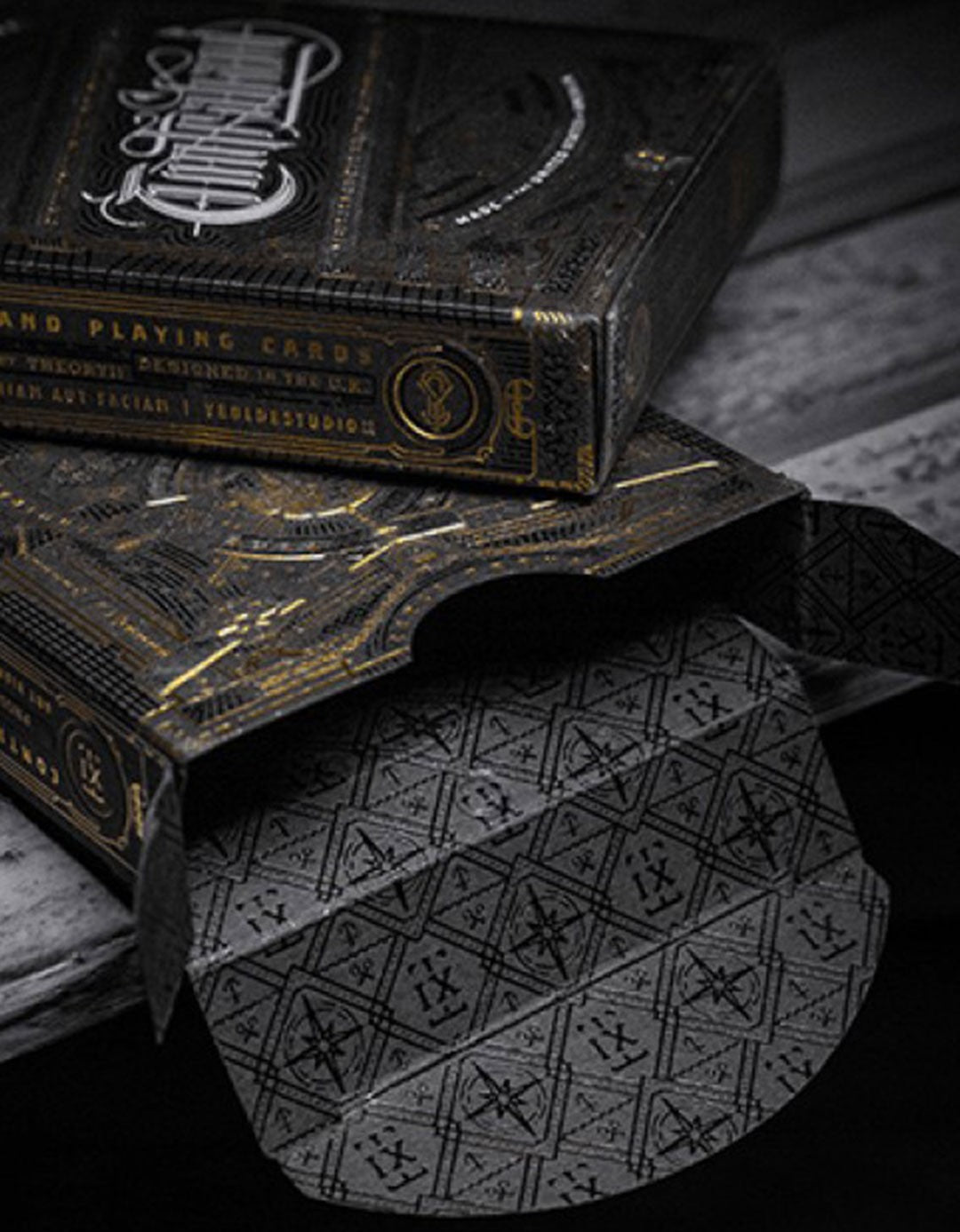 Contraband - Carti de joc