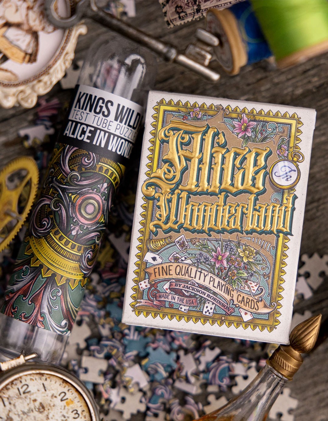 Alice in Wonderland + Mini Puzzle