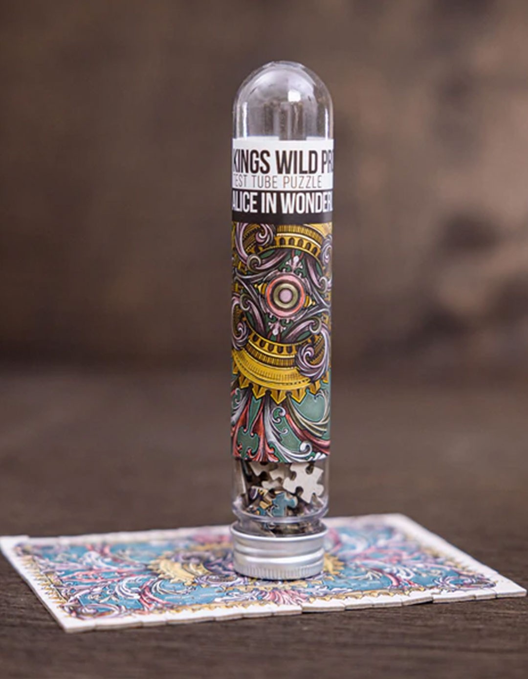 Alice in Wonderland + Mini Puzzle