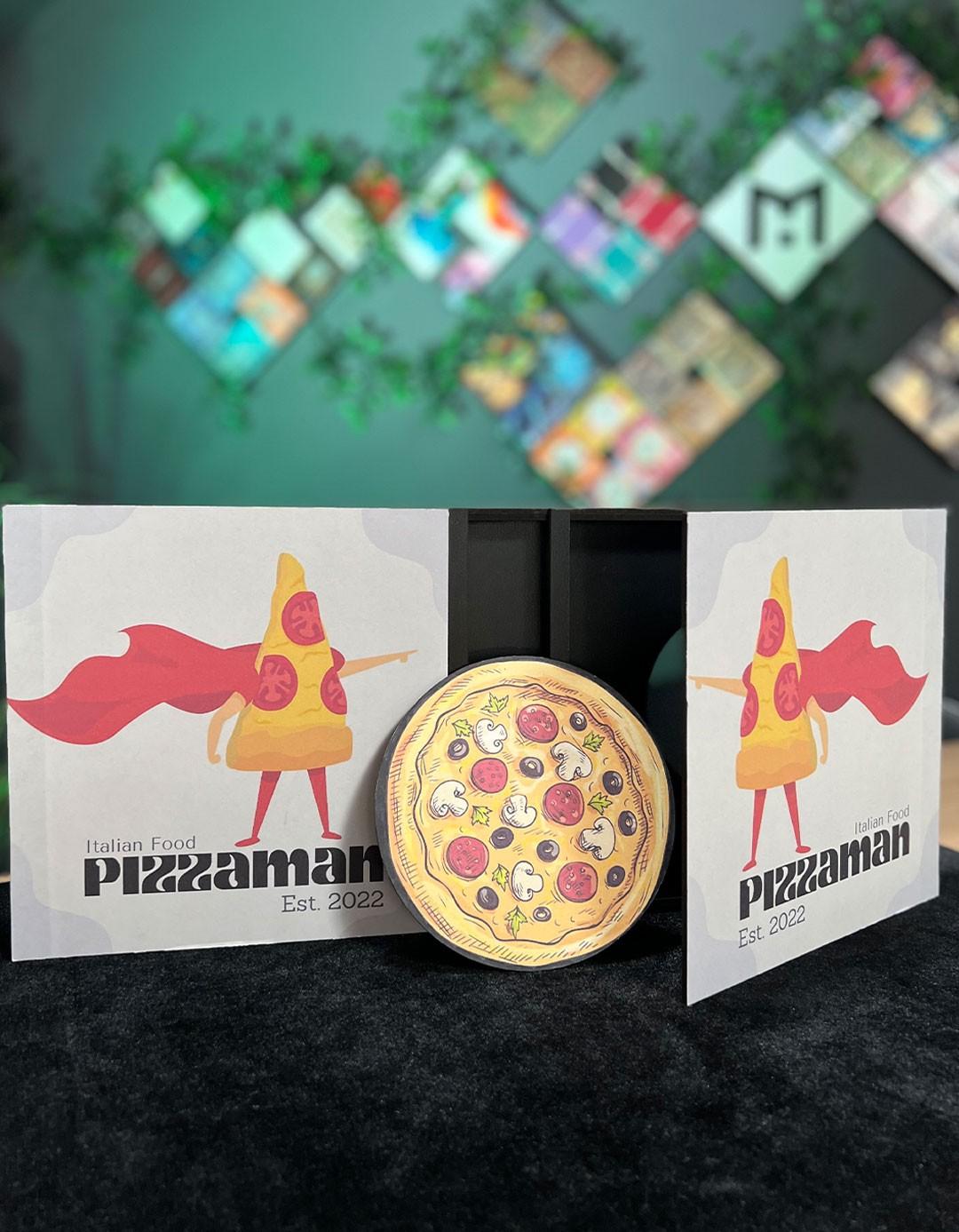 Magic Pizza Box cu gaura