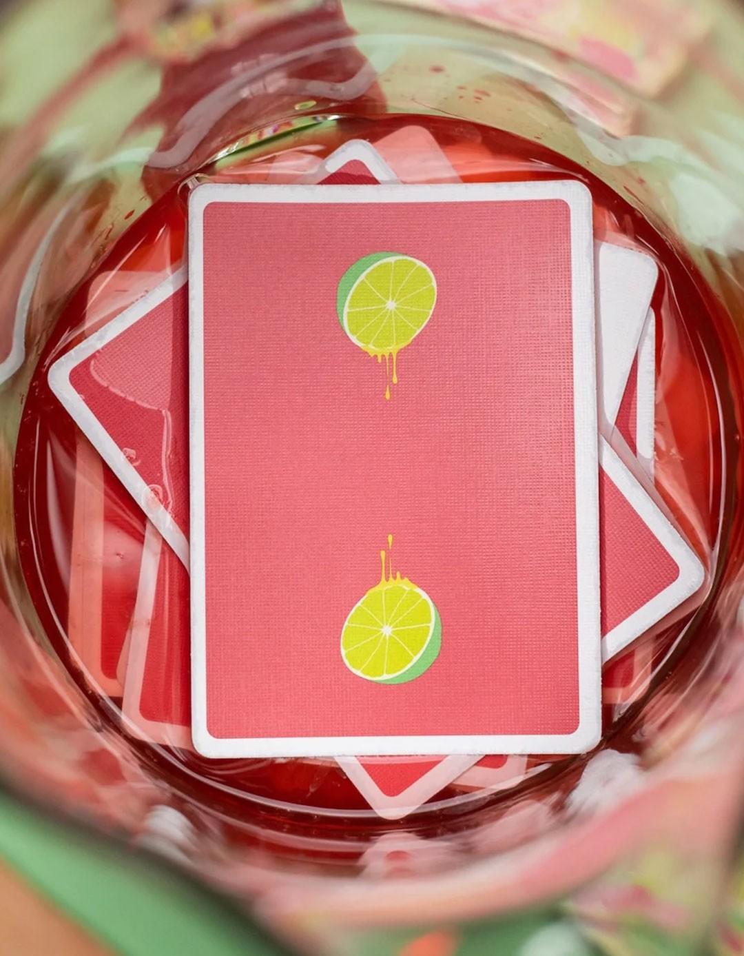 Squeezers V4 by Organic Playing Cards & Riffle Shuffle - Carti de joc ed. limitata