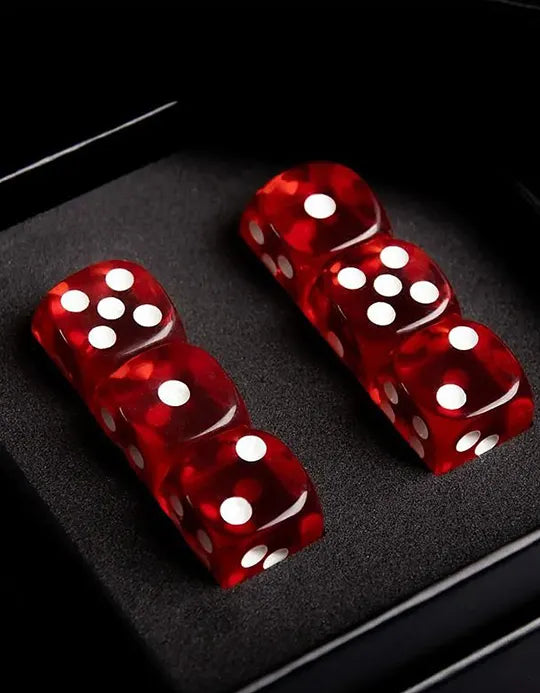 Linking Dice 2.0 by Nobuyuki Nojima