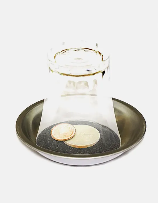 Moneda prin pahar - Coin Thru Glass